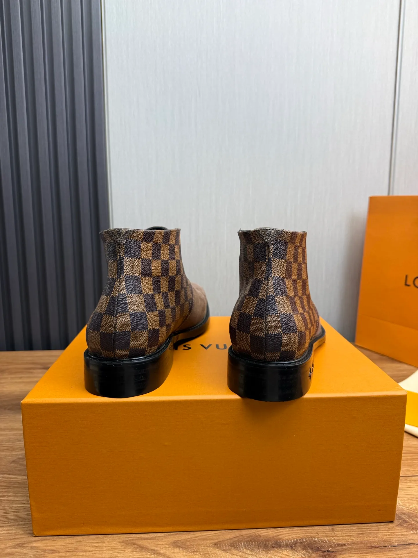 Men's shoes 💰760💰 LV. - Men's business casual leather shoes, top quality cow products. 1:1 shipment ⬆️Luxury and noble 👞All imported original brand leather materials, just to create a more comfortable wearing experience, upper: original cowhide ➕Imported full cow lining, original outsole ✔️16-45 (38.45 non-returnable)